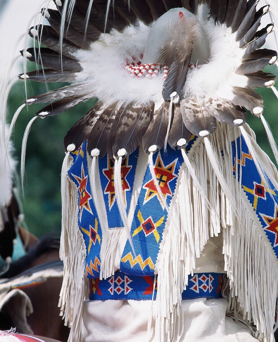 Traditionelle Kleidung der Eingeborenen von Alberta