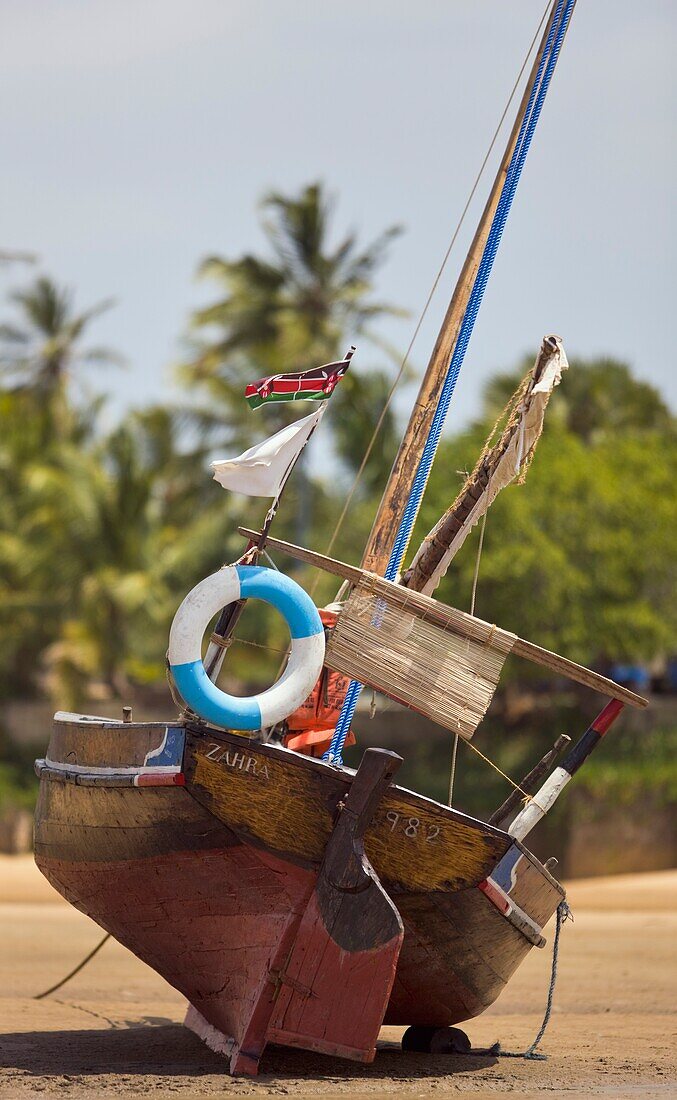 Traditional Dhow Boat, Kipungani, Lamu Island, Kenya