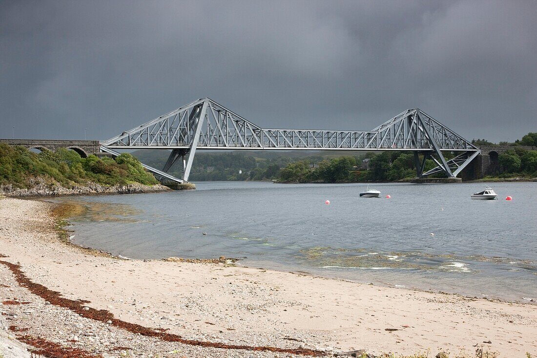 Connel-Brücke