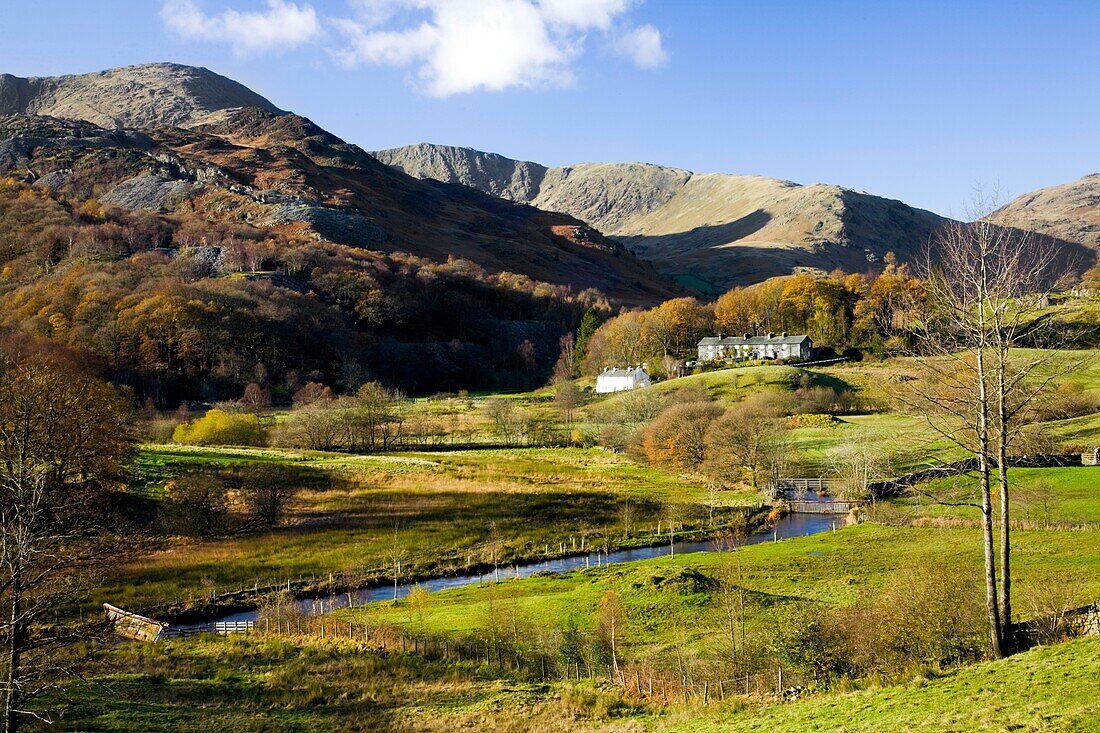 Cumbria, England; Langdale Pikes im Lake-District-Nationalpark