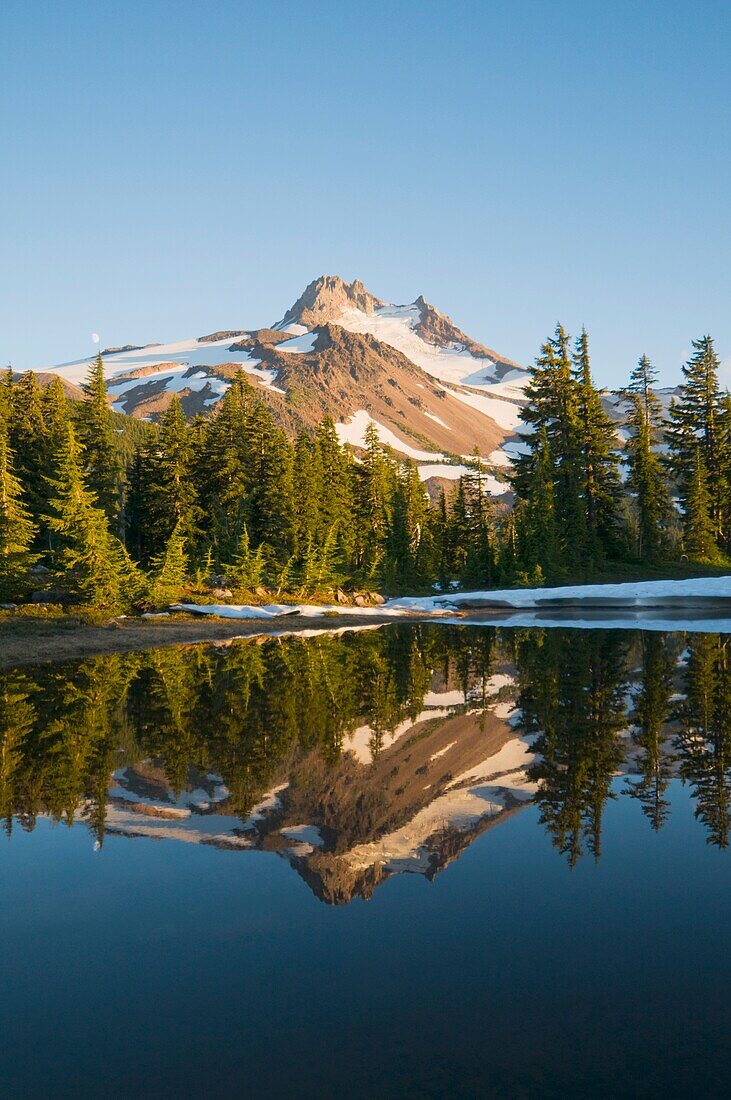 Mount Jefferson, Oregon, Usa