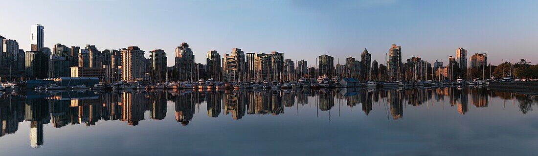 Vancouver City Skyline; Vancouver, British Columbia, Kanada