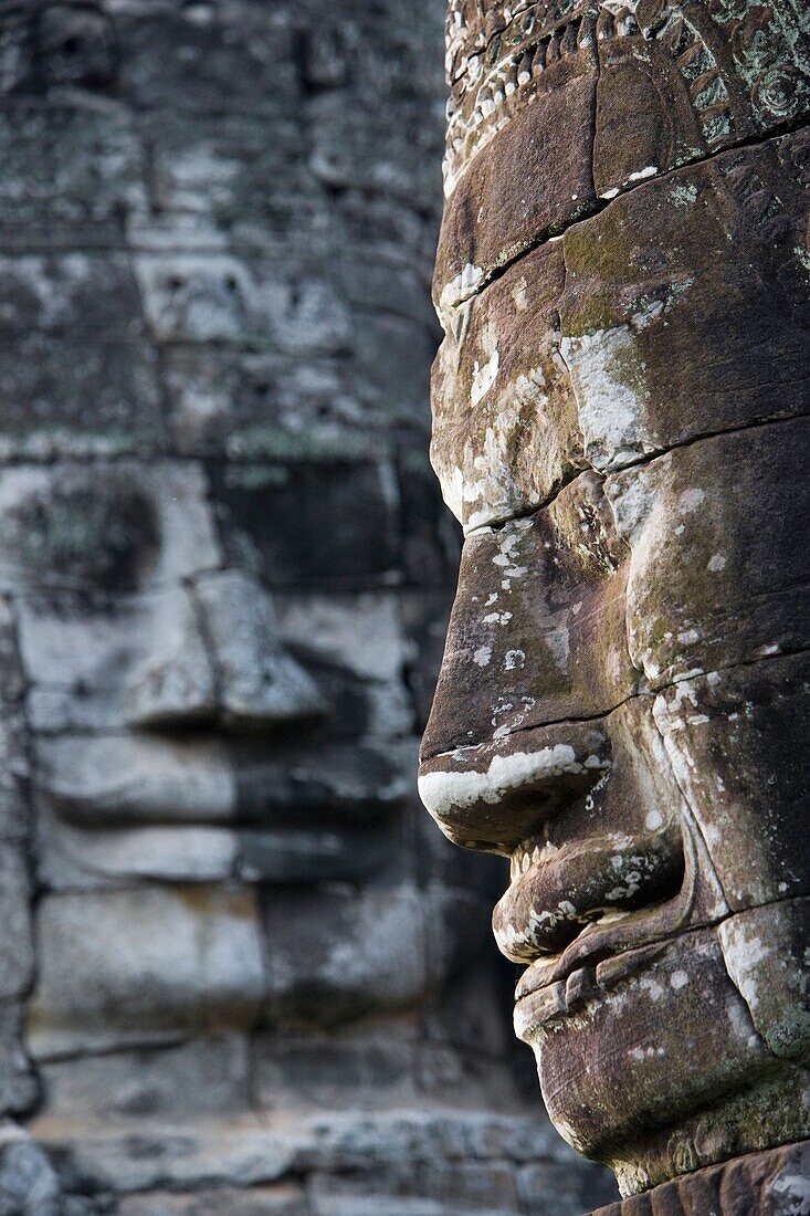 Detail von einigen der 216 riesigen Gesichter von Avalokiteshvara.
