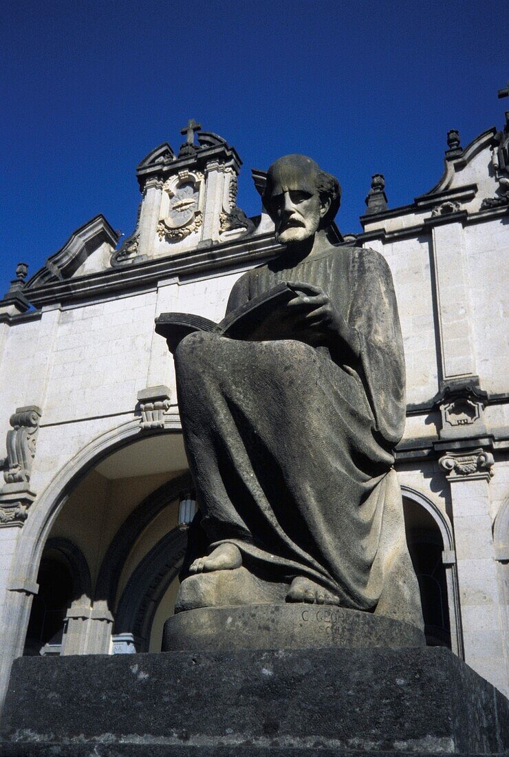 St. Lukas-Statue in der Dreifaltigkeitskathedrale