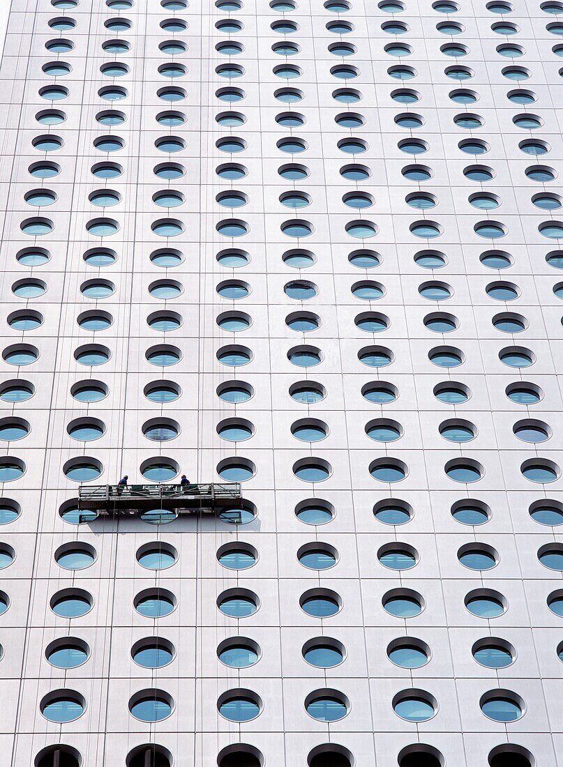 Window Cleaners On Jardine House