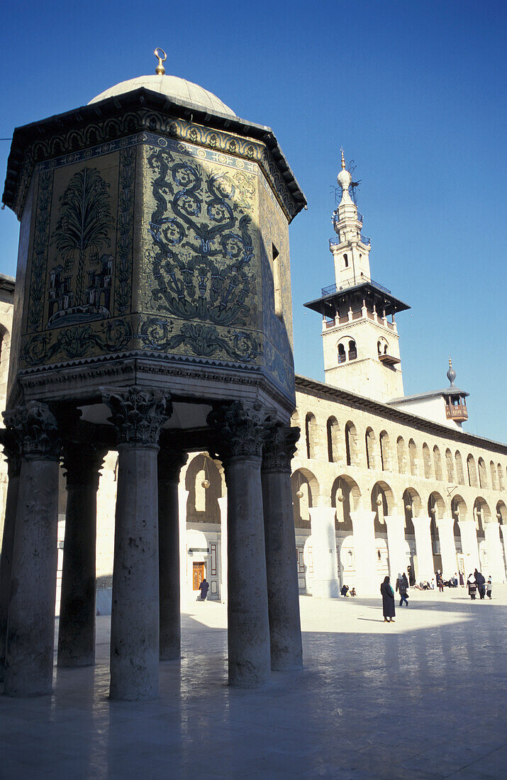 Hof und Schatzkammer Kuppel der Omayyad Moschee