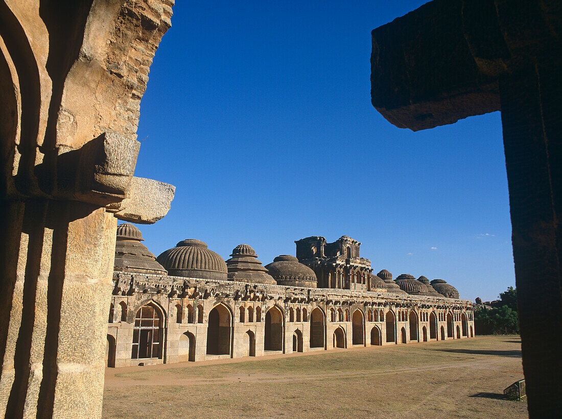 Die Elefantenställe in Hampi