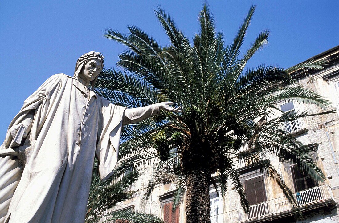 Statue Of Dante In Piazza Dante