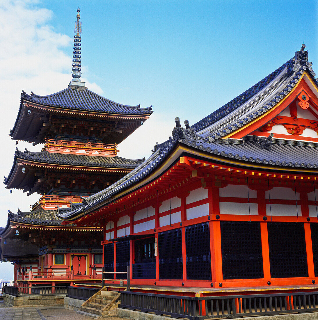 Blick auf die Pagode am Kiyomizudera (Tempel der klaren Wasserquelle).