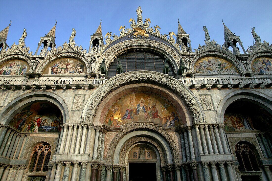 Die Basilika von San Marco