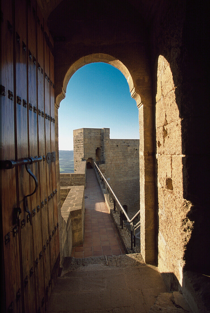 Torweg der Festung Lamota