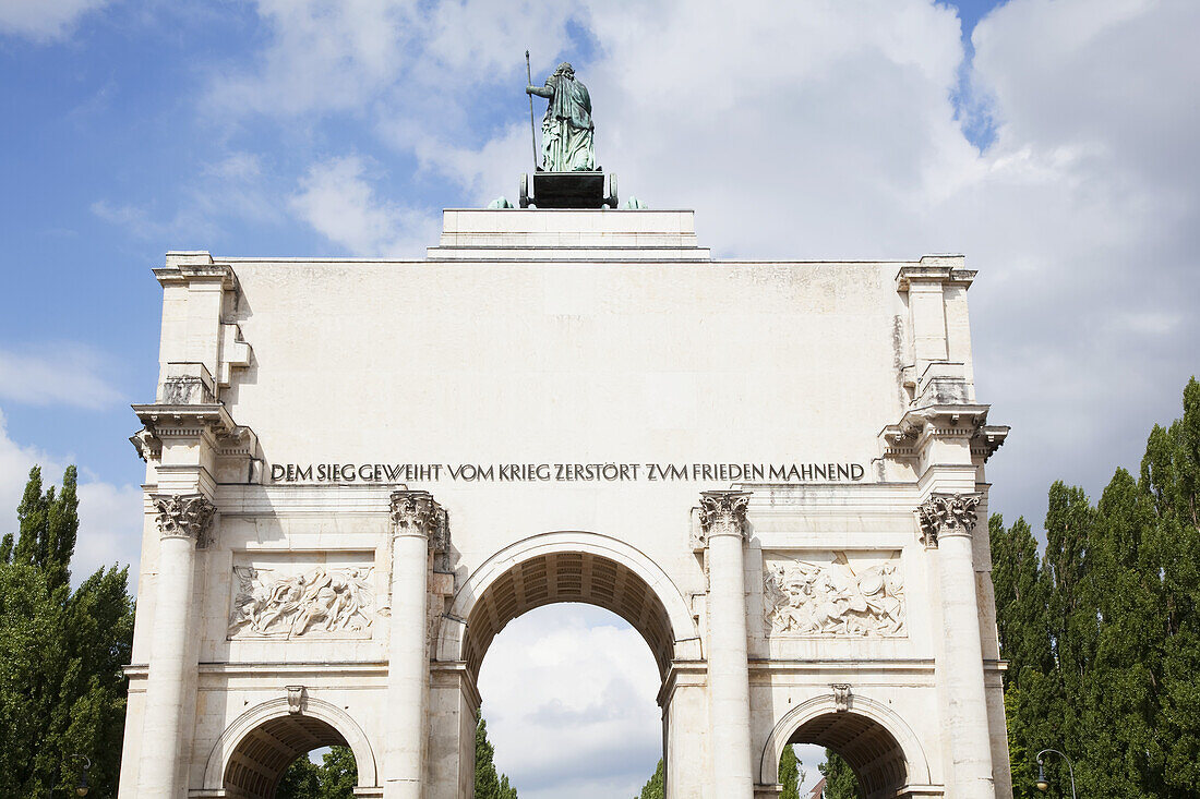 Siegestor, The Victory Gate; Munich, Bayern, Germany