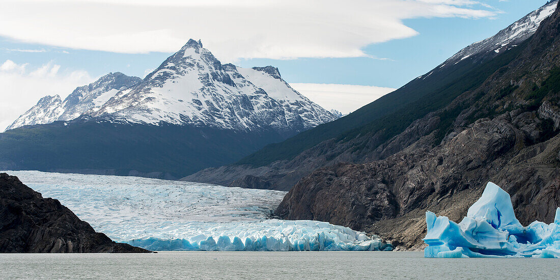 Grey Lake und Grey Glacier, Torres Del Paine National Park; Torres Del Paine, Magallanes und Antartica Chilena Region, Chile