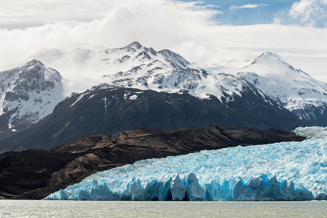 Grauer Gletscher und Grauer See, Torres Del Paine Nationalpark; Torres Del Paine, Magallanes und Antartica Chilena Region, Chile