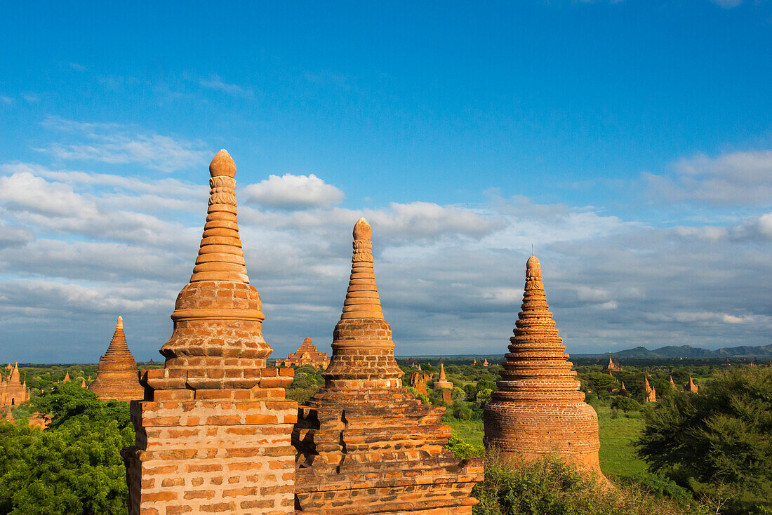Antike Tempel und Pagoden, Bagan, Mandalay-Region, Myanmar