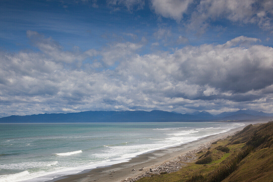 New Zealand, South Island, Southland, Waihowaka, sea view from McCraken's Rest