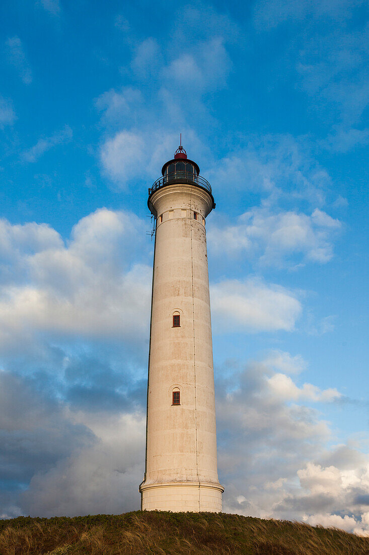 Denmark, Jutland, Danish Riviera, Hvide Sande, Lyngvig Fyr Lighthouse, dusk