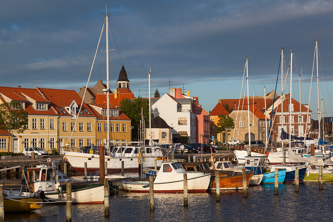 Dänemark, Fünen, Faaborg, Blick auf den Hafen