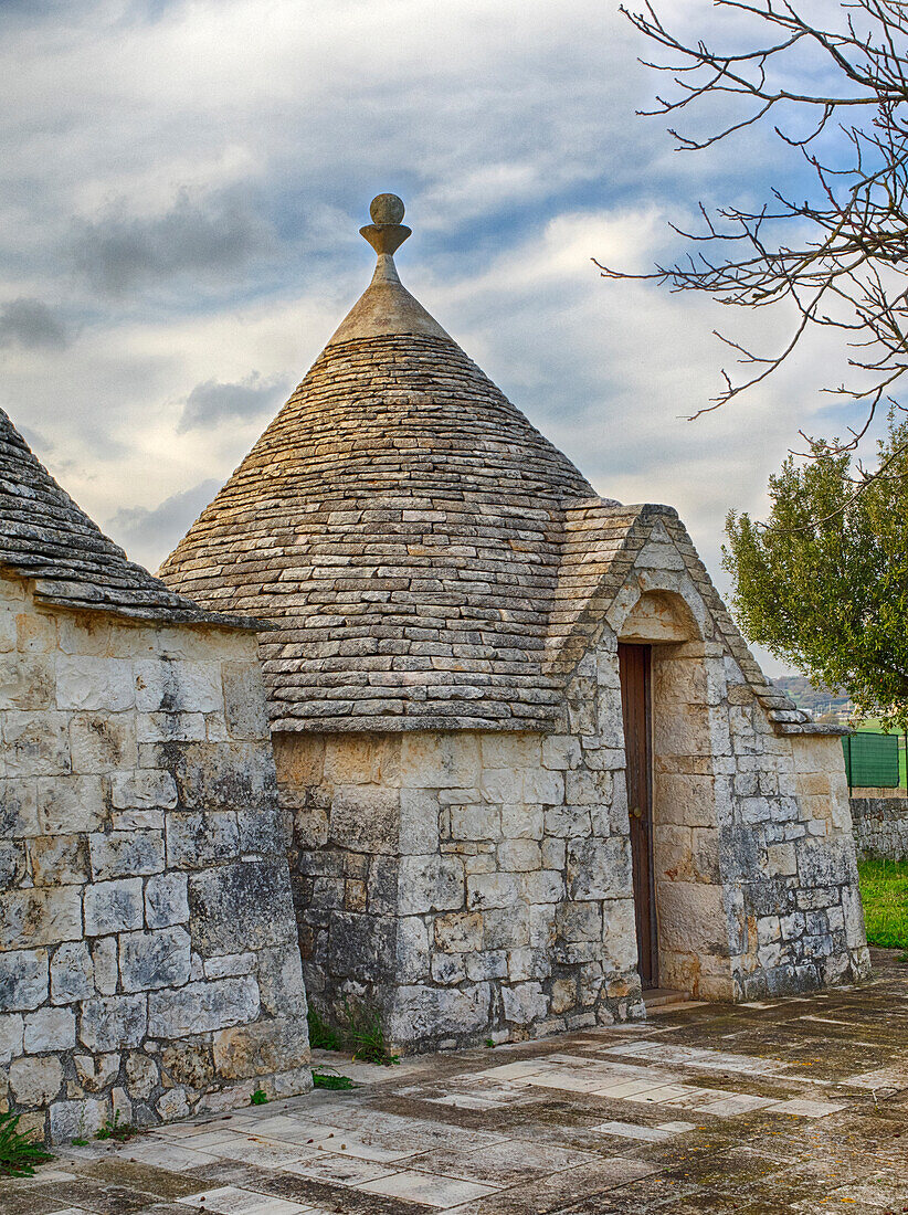 Italien, Alberobello. Typische Trulli-Häuser in Alberobello.