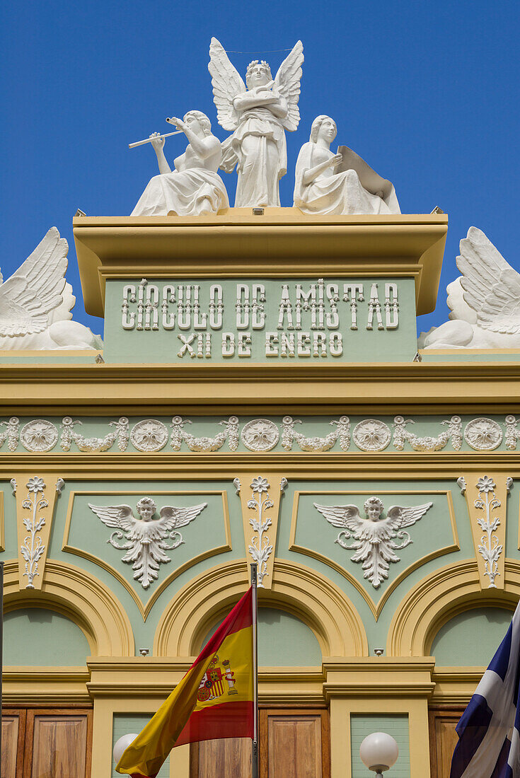 Spanien, Kanarische Inseln, Insel Teneriffa, Santa Cruz de Tenerife, Circulo de Amistad XII de Enero, Fassade eines Sozialclubs