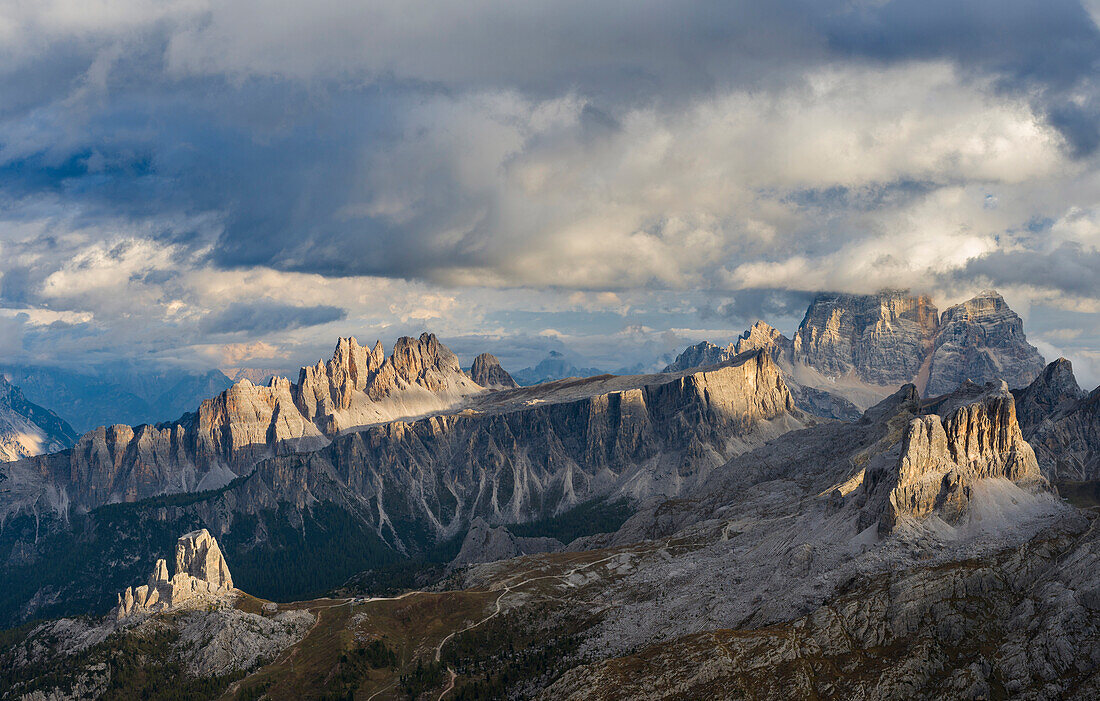 The dolomites in the Veneto. Monte Pelmo, Croda da Lago, Averau, Nuvolau and Ra Gusela in the background. The Dolomites are listed as UNESCO World Heritage Site. Central Europe, Italy