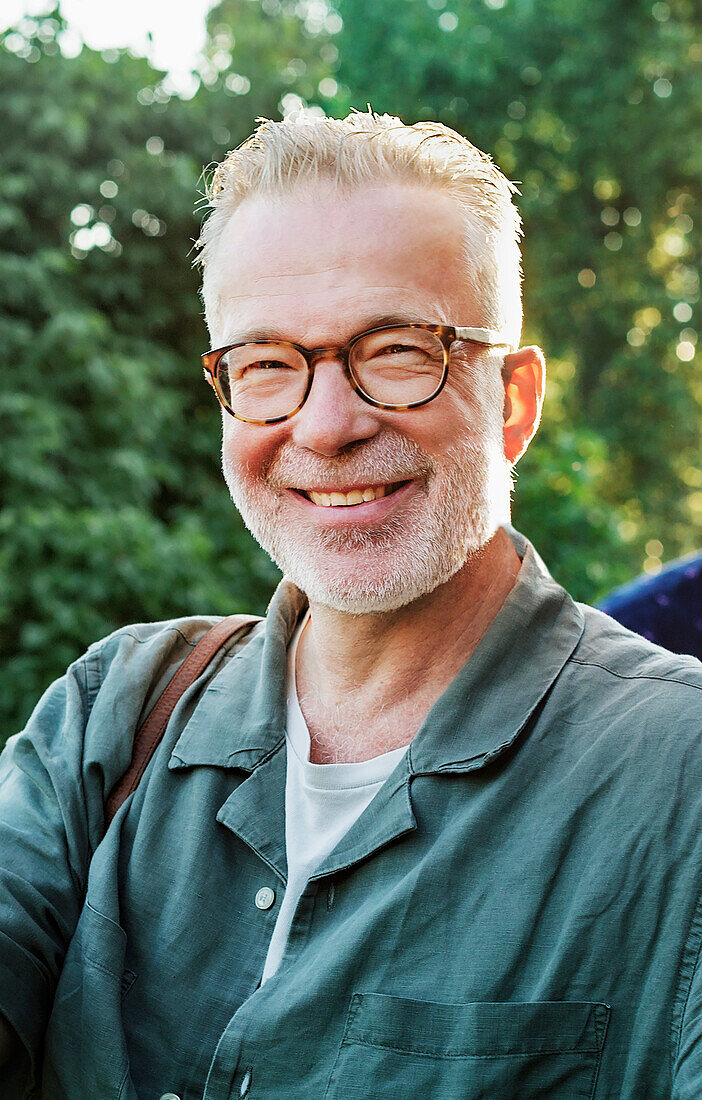 Portrait of smiling man looking at camera