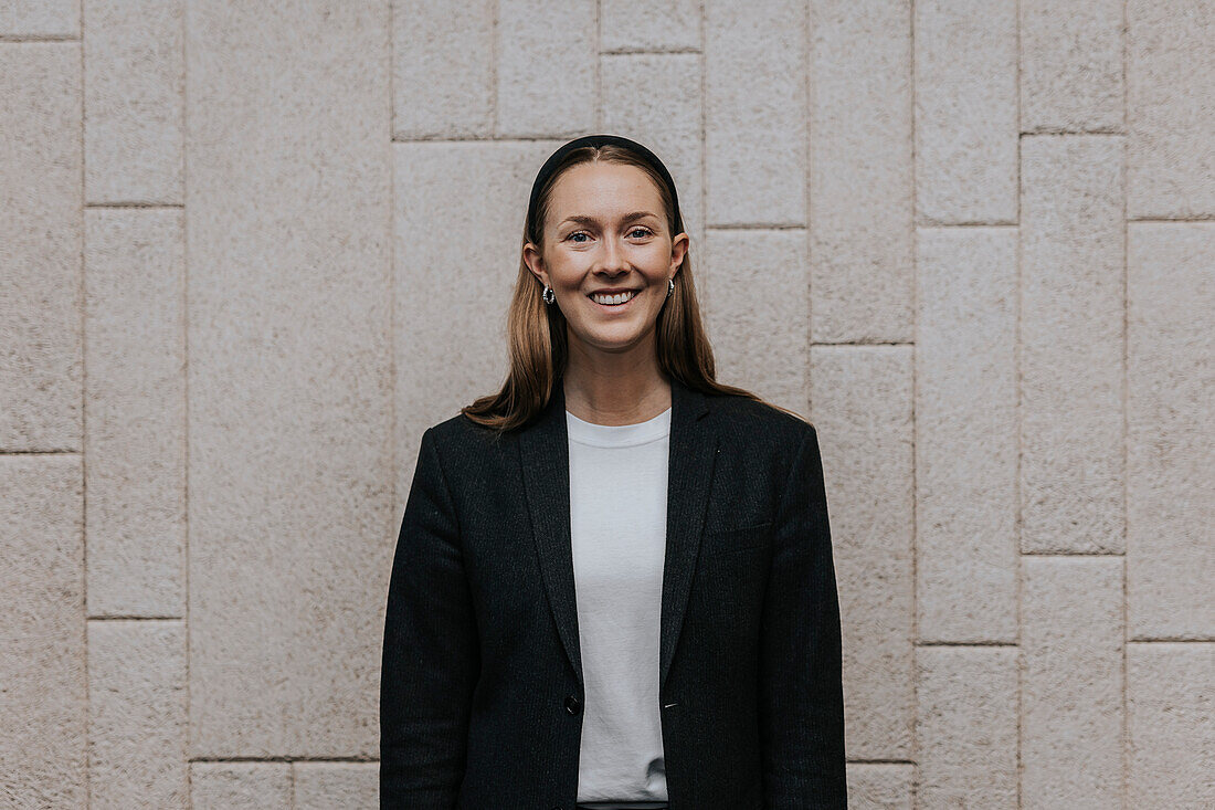 Smiling woman looking at camera