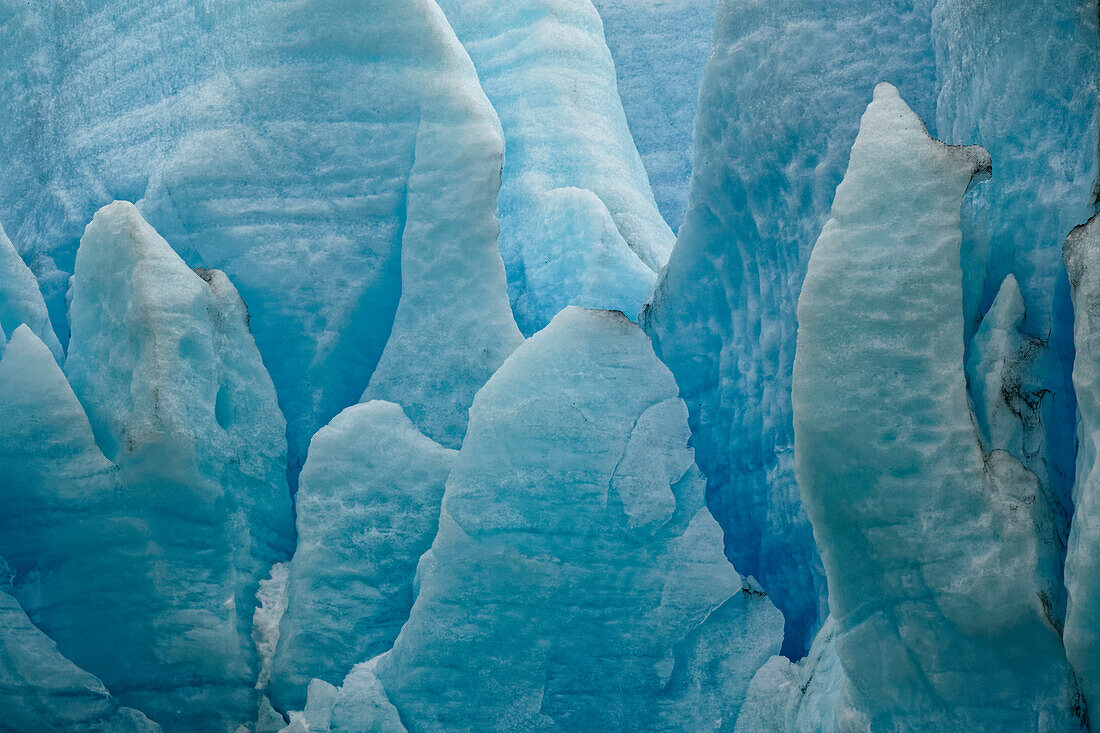 Muster aus blauem Eis, Grey Glacier, Grey Lake, Torres del Paine National Park, Chile. Patagonien