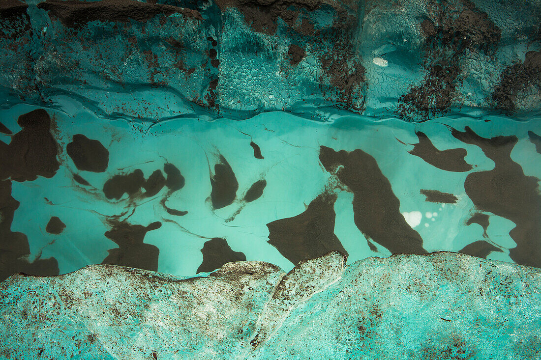 Aufeis am Kongakut River, Arctic National Wildlife Refuge, Alaska, USA