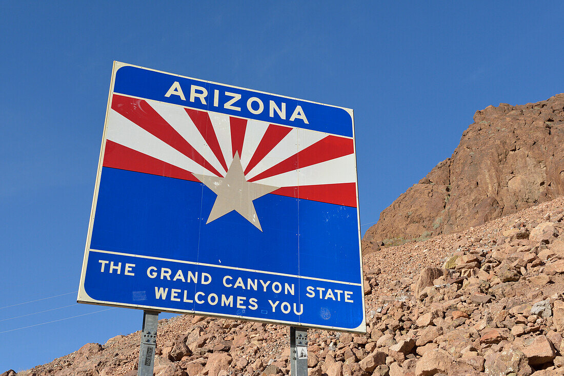 USA, Arizona, Arizona The Grand Canyon State Welcomes You sign, Hoover Dam.