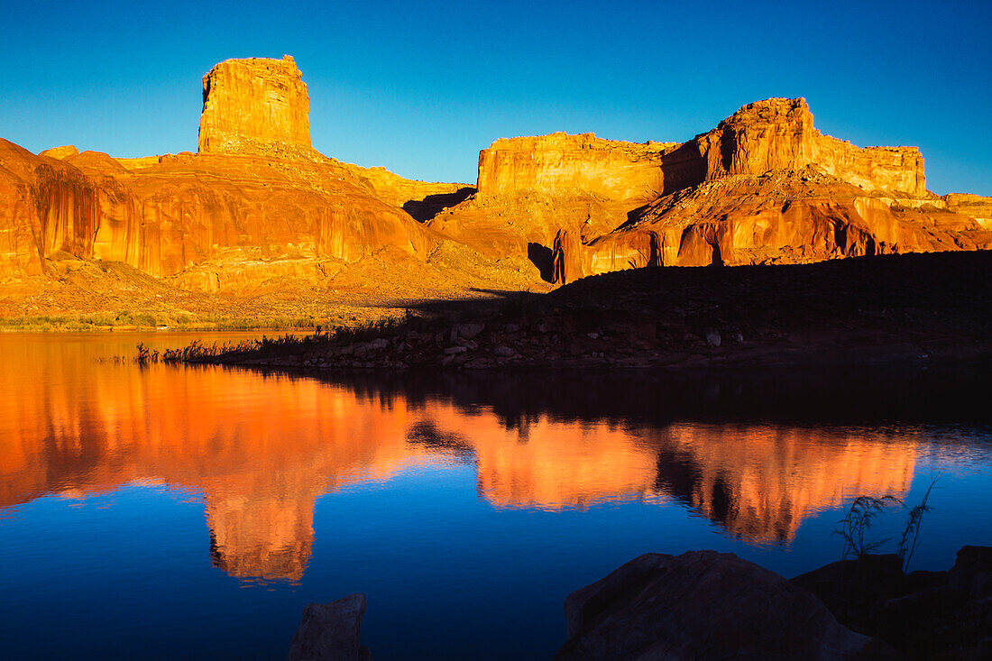 Spiegelung, Lake Powell National Recreation Area, Utah, Arizona