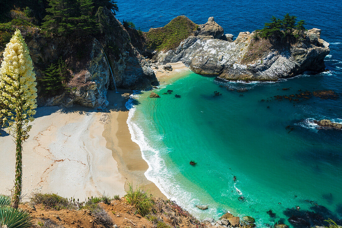 McWay Cove, Julia Pfeiffer Burns State Park, Big Sur, Kalifornien, USA