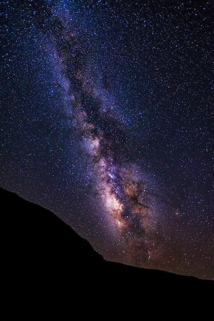 Die Milchstraße über Santa Rosa Island, Channel Islands National Park, Kalifornien, USA.