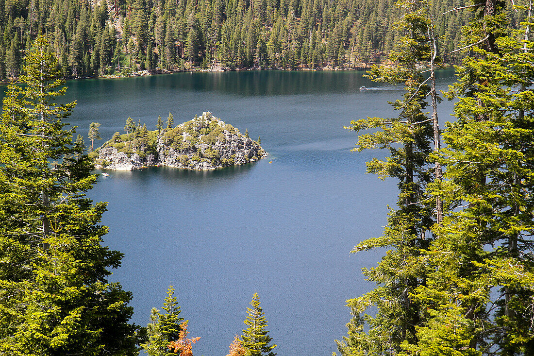 View towards Fannette Island from Inspiration Point, Emerald Bay, Lake Tahoe, California, Usa