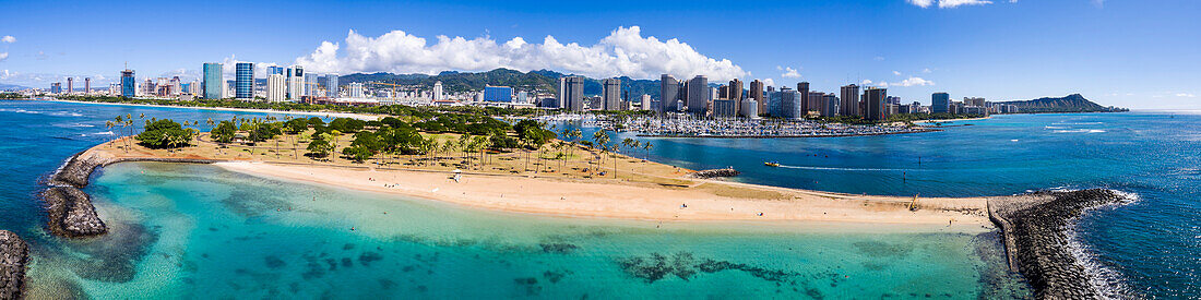 Magic Island, Waikiki, Oahu, Hawaii