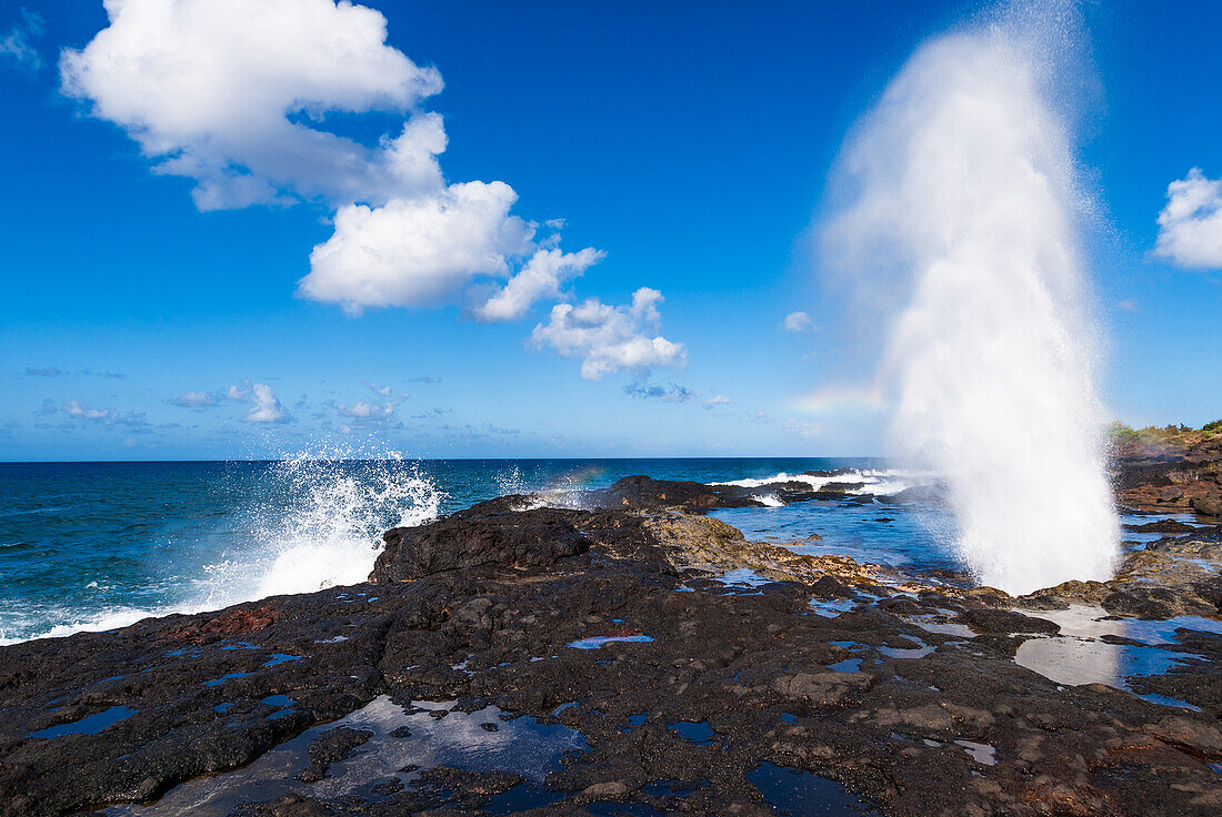 Spouting Horn, Po'ipu area, Island of Kauai, Hawaii, USA