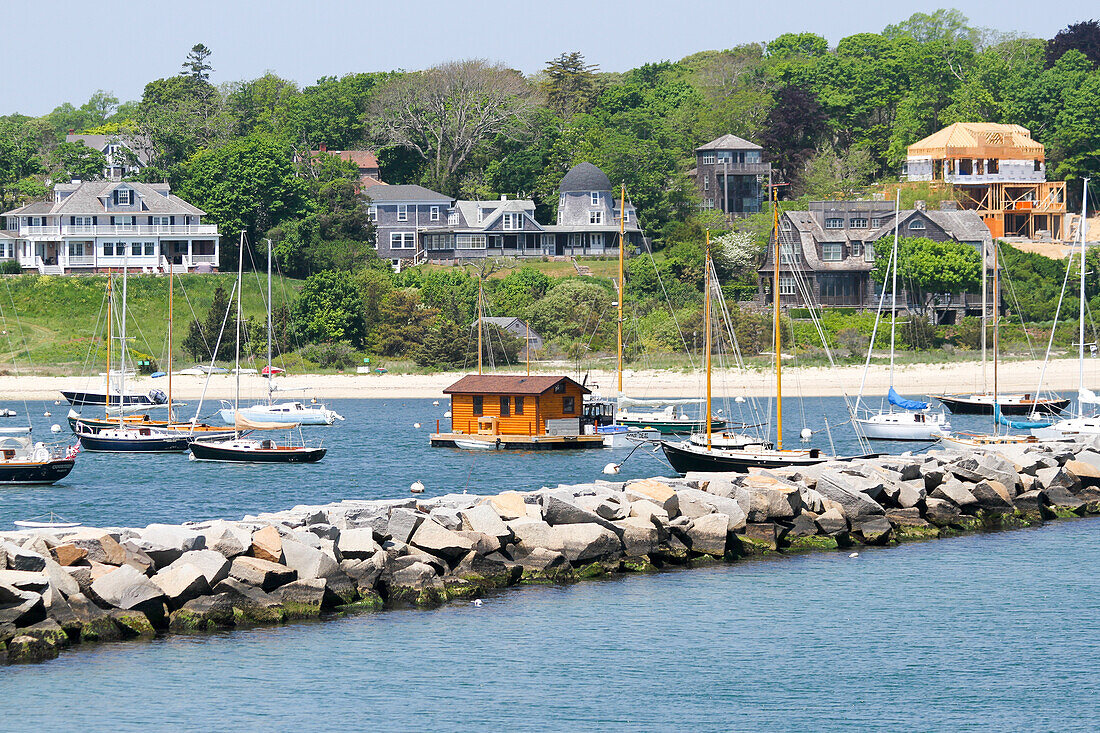 Annäherung an die Küste von Martha's Vineyard, Vineyard Haven, Massachusetts, USA