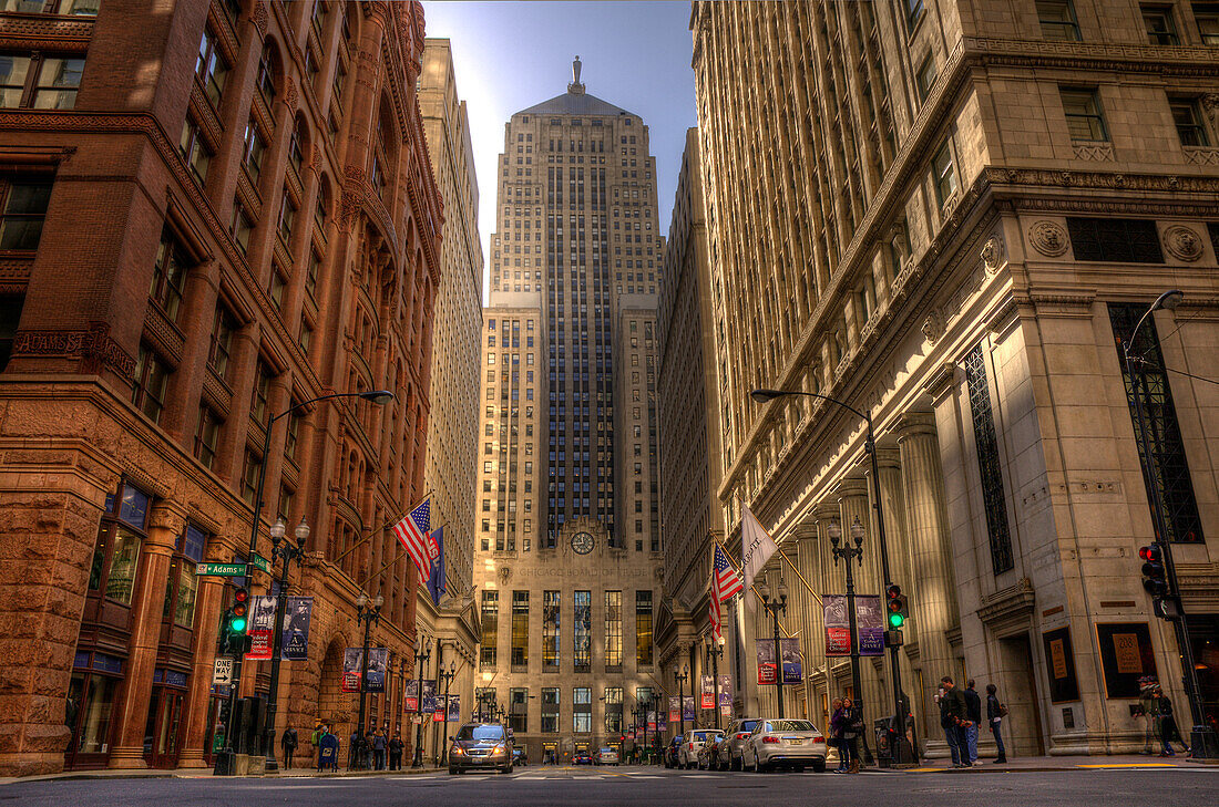 LaSalle-Straße im Stadtzentrum von Chicago, Illinois