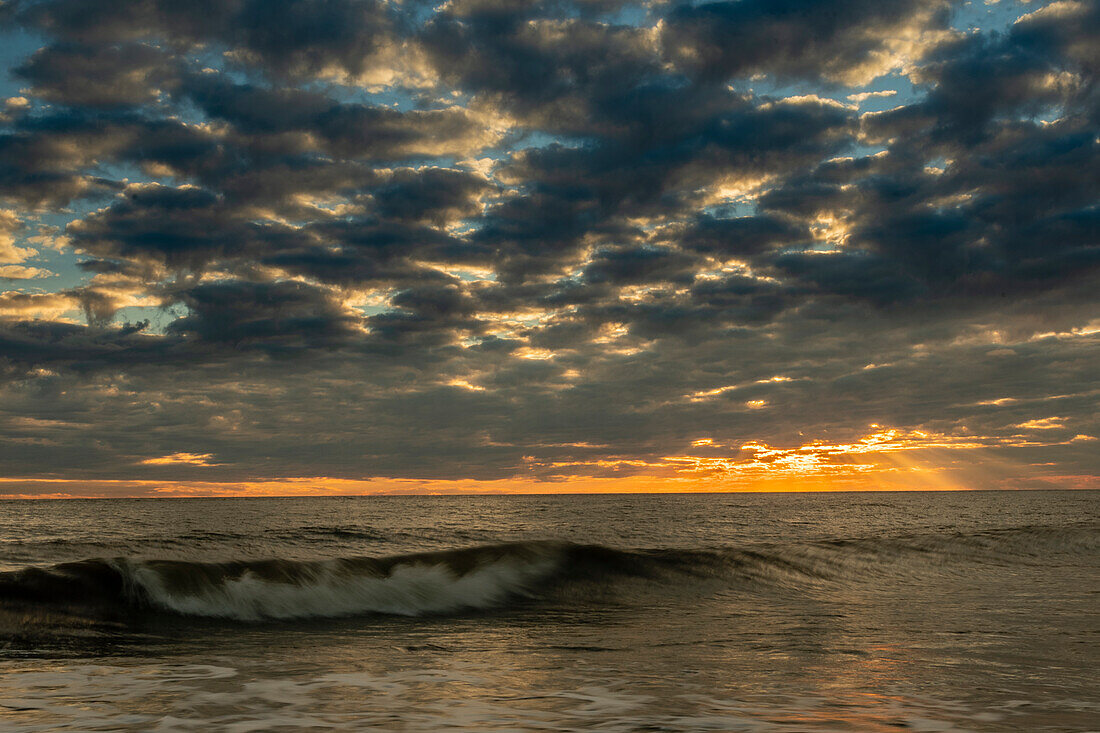 USA, New Jersey, Cape May National Seashore. Sunset on seashore