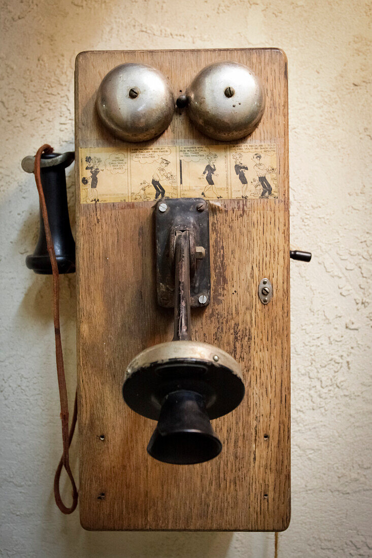 Antikes Telefon, Tucumcari, New Mexico, Usa.