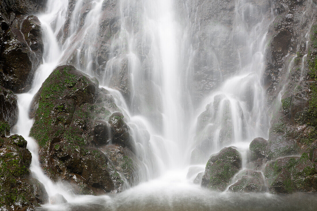 Oregon, Columbia River Gorge National Scenic Area, Cabin Creek Falls