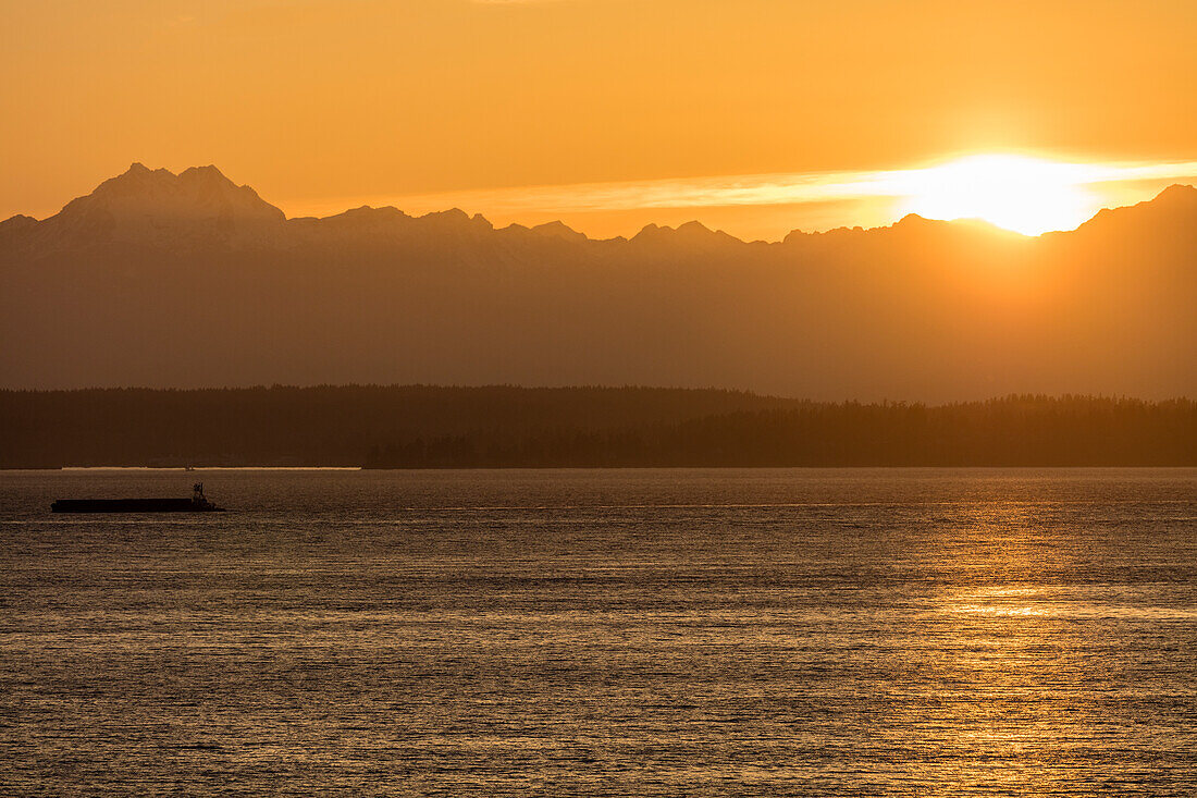 Sunset over Puget sound and the Olympic Mountain Range from Seattle, Washington State, USA (Large format sizes available)