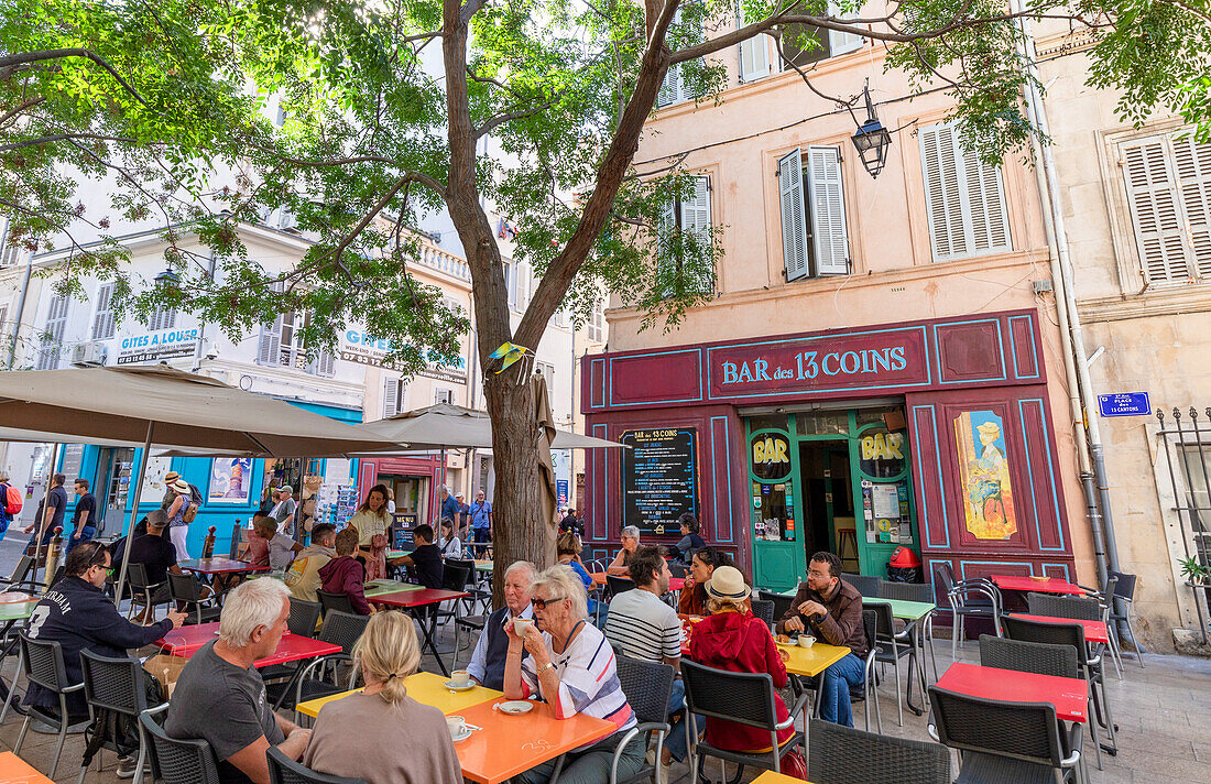Bar und Café in Le Panier de Marseille, Marseille, Bouches-du-Rhone, Provence-Alpes-Cote d'Azur, Frankreich, Westeuropa
