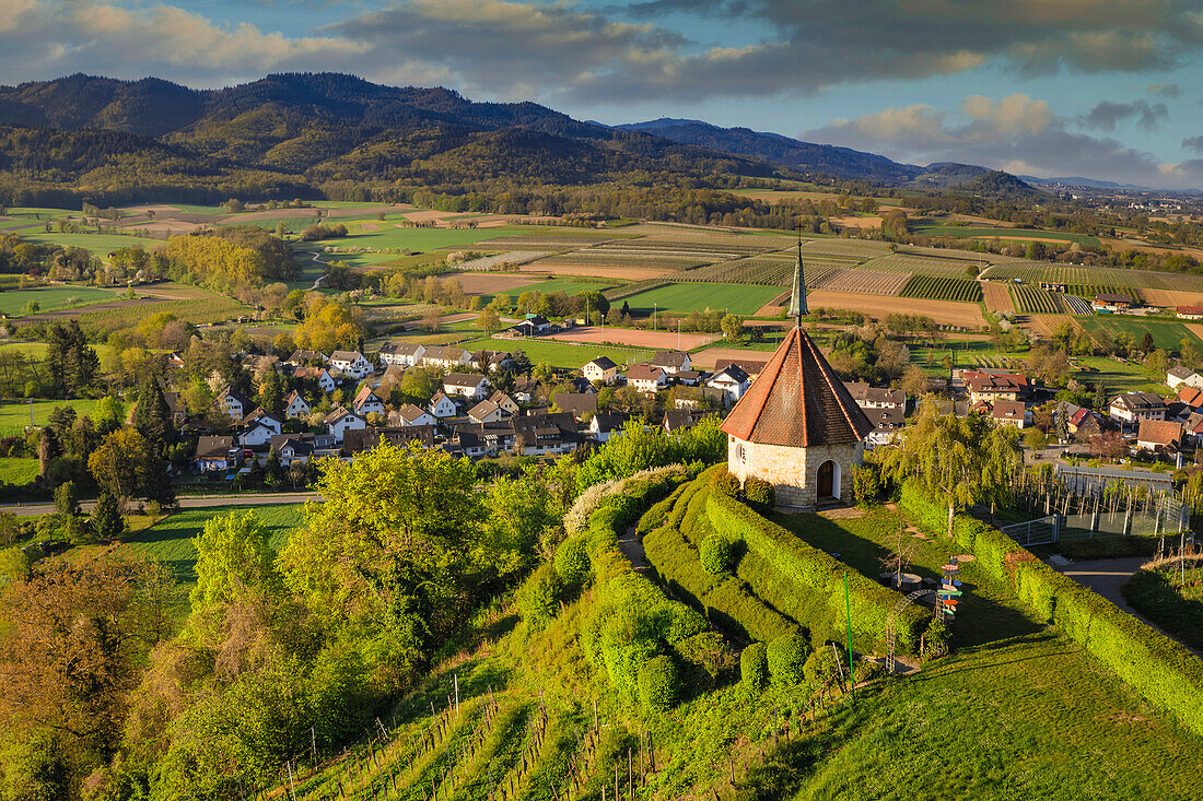 Olbergkapelle bei Ehrenstetten, Markgräfler Land, Schwarzwald, Baden-Württemberg, Deutschland, Europa