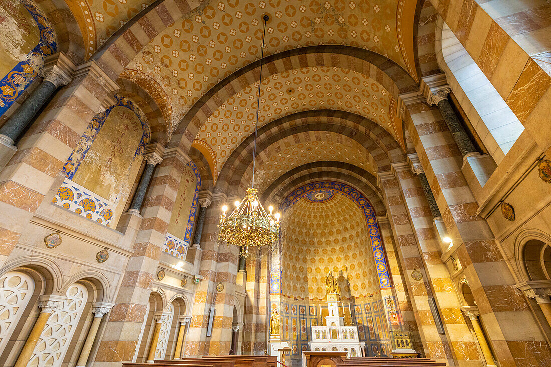 Innenraum der Kathedrale von Marseille, Marseille, Bouches du Rhone, Provence-Alpes-Côte d'Azur, Frankreich, Westeuropa