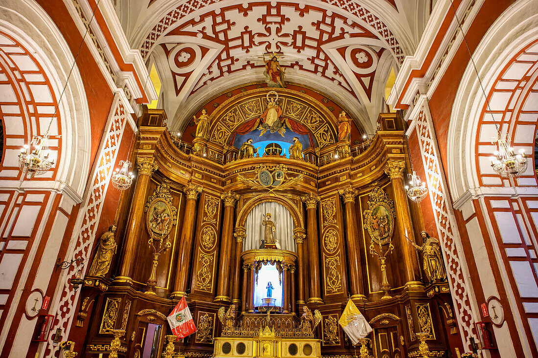 Mittelschiff und Decke, Basilika und Konvent San Francisco von Lima, Lima, Peru, Südamerika