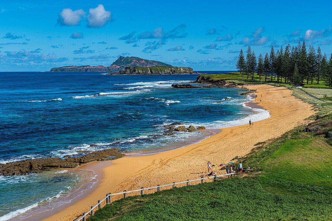 Sandy beach on Cemetery Bay, UNESCO World Heritage Site, Norfolk Island, Australia, Pacific