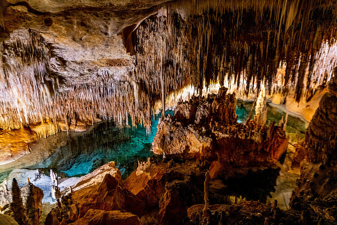 Stalactites, Drach caves, Porto Christo, Mallorca, Balearic Islands, Spain, Mediterranean, Europe