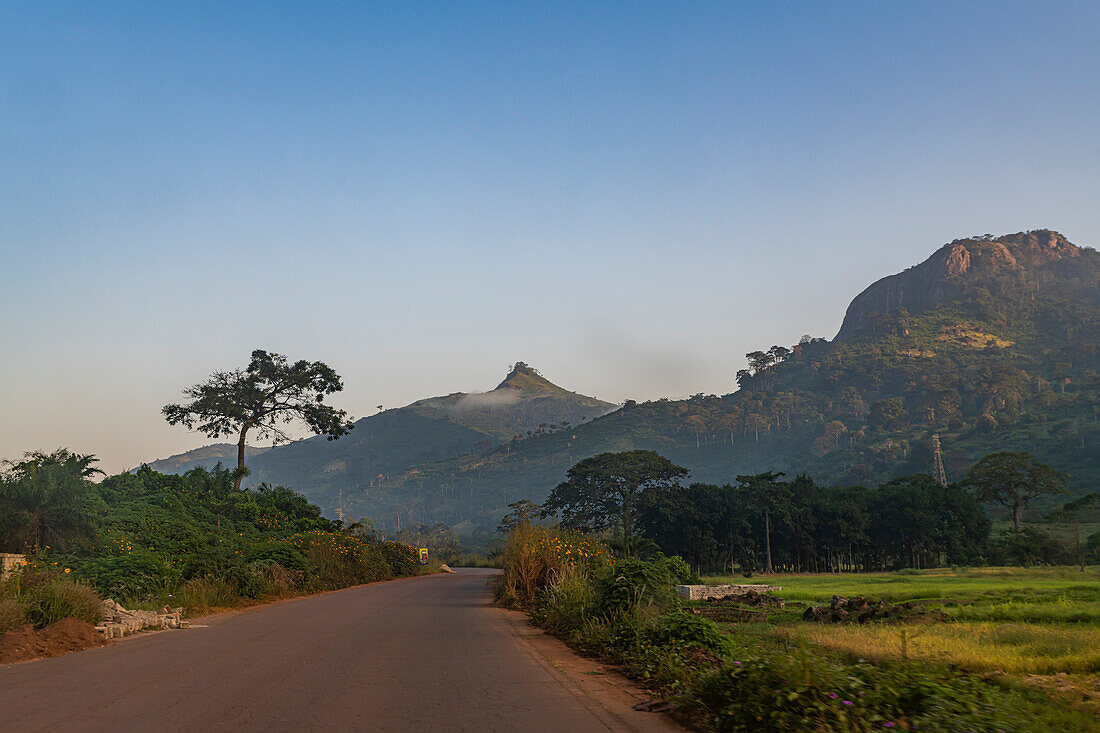 Berglandschaft um Man, Elfenbeinküste, Westafrika, Afrika