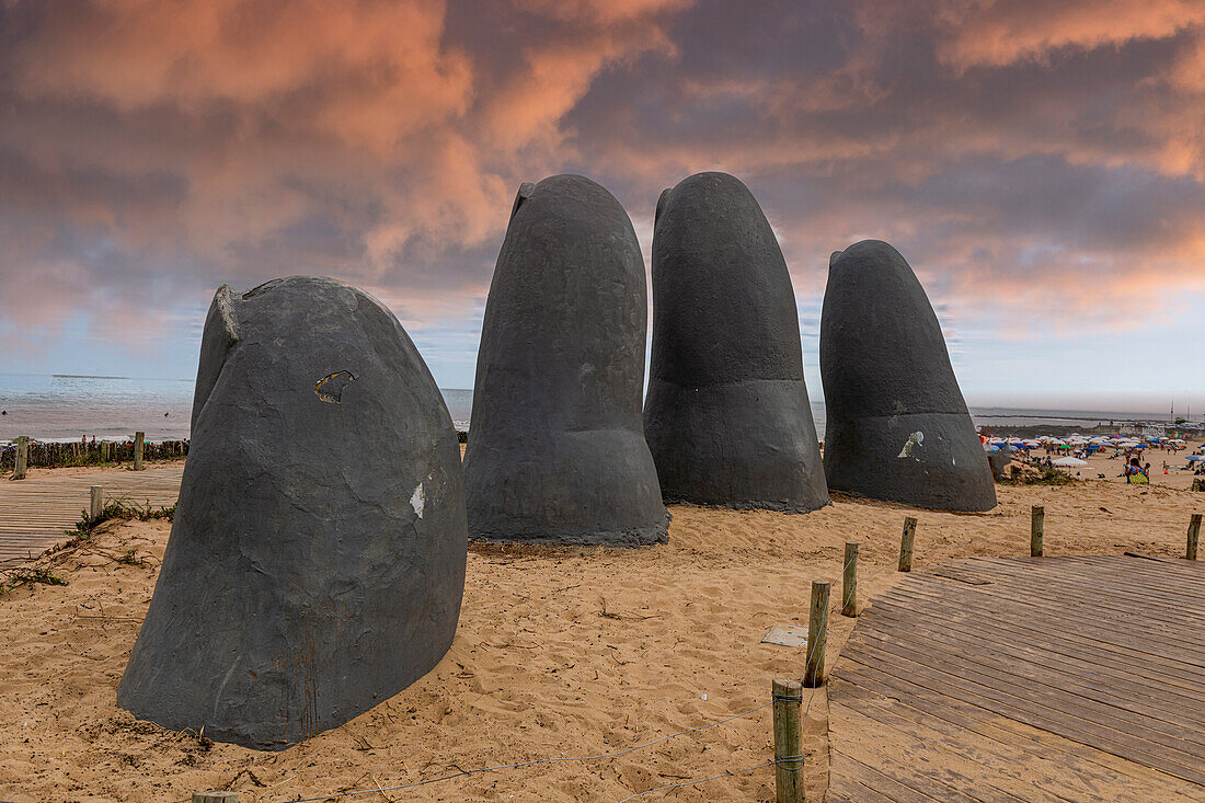 Die Finger von Punta del Este, Handdenkmal, Punta del Este, Uruguay, Südamerika